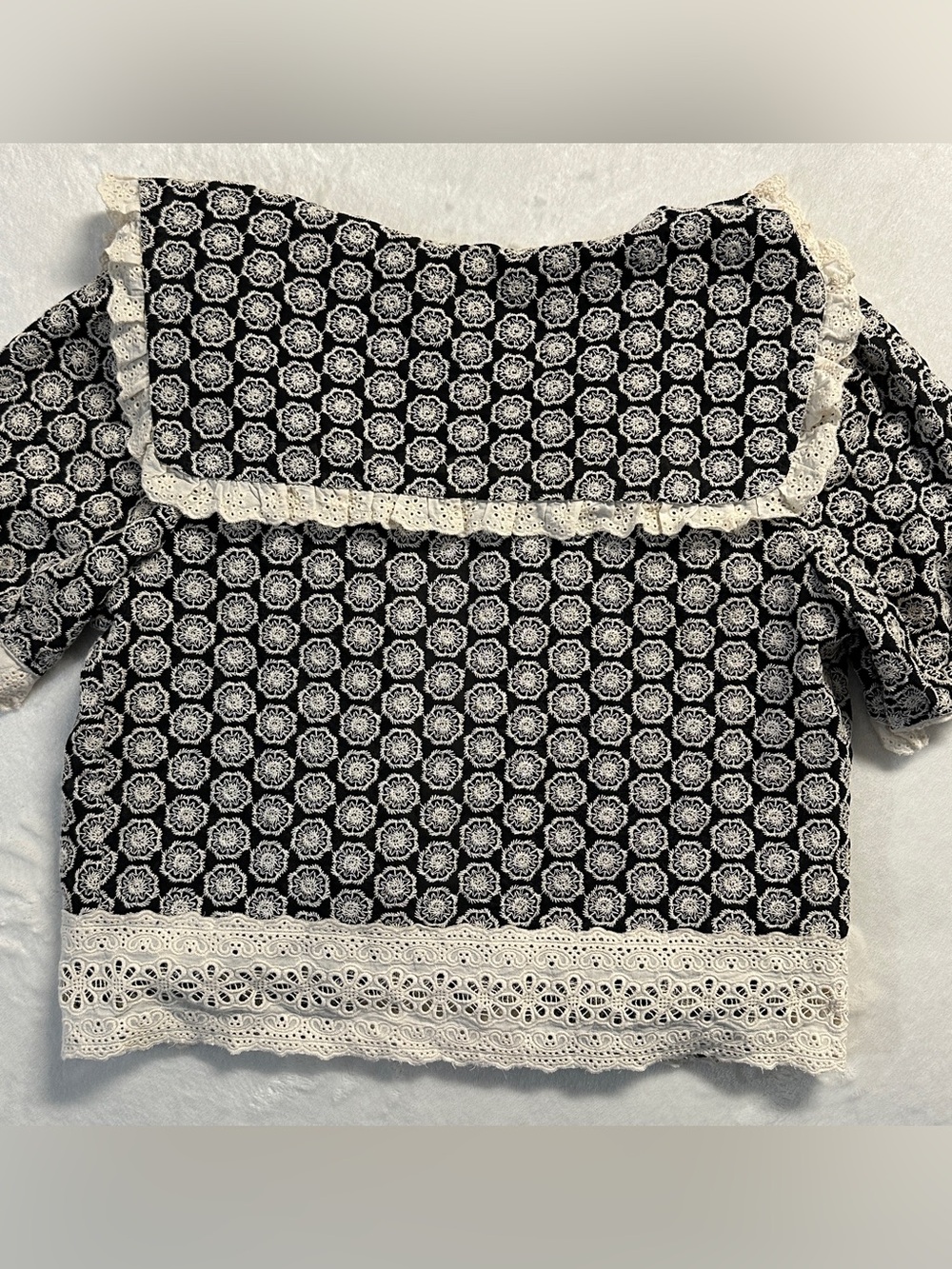 2TWO MOON women's ivory black delicate floral crochet lace collar blouse, M. - Picture 8 of 10